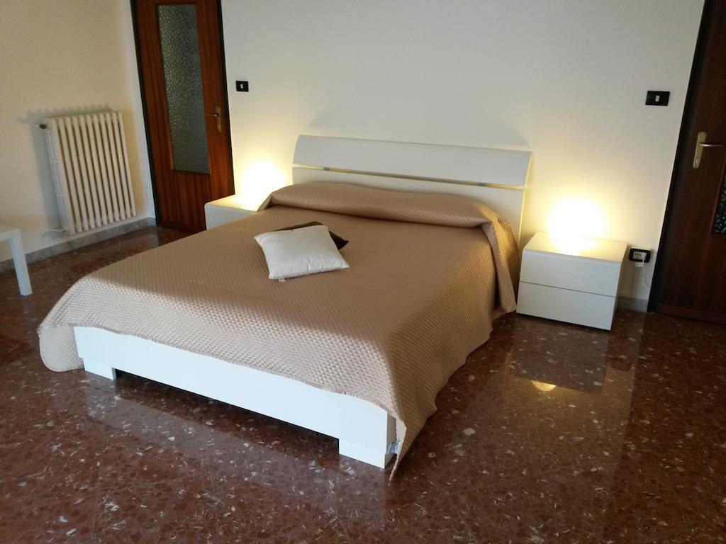 B&B Musica E Mare Monopoli Szoba fotó